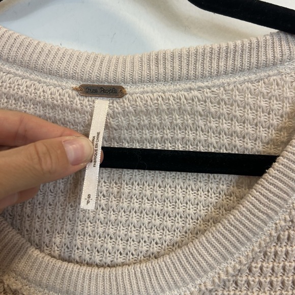 Free People Sunrise Small Cold Shoulder Tunic Sweater Beige Waffle Knit - Picture 4 of 11